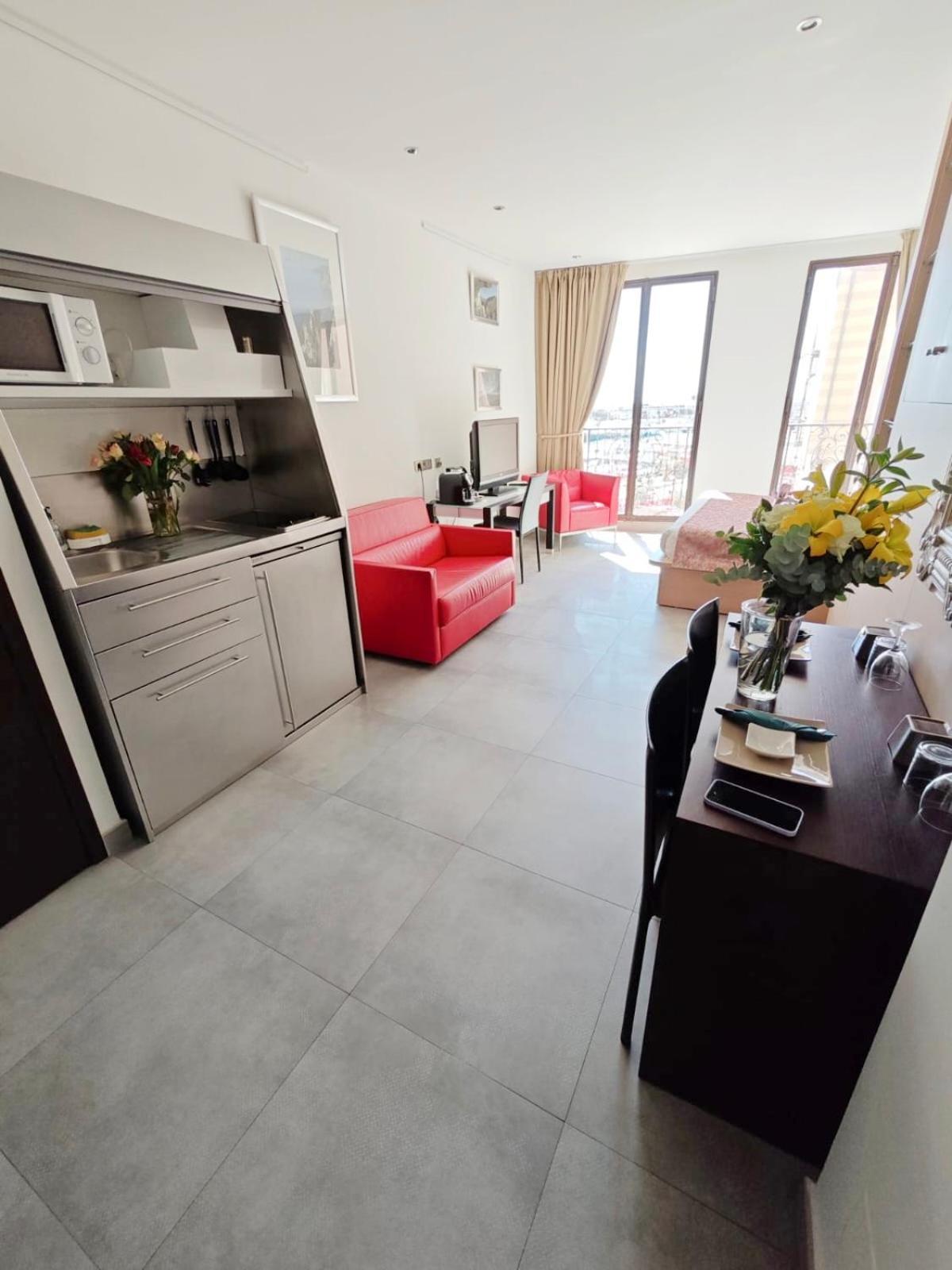 Cassis Loc - Chambre Meublee Εξωτερικό φωτογραφία