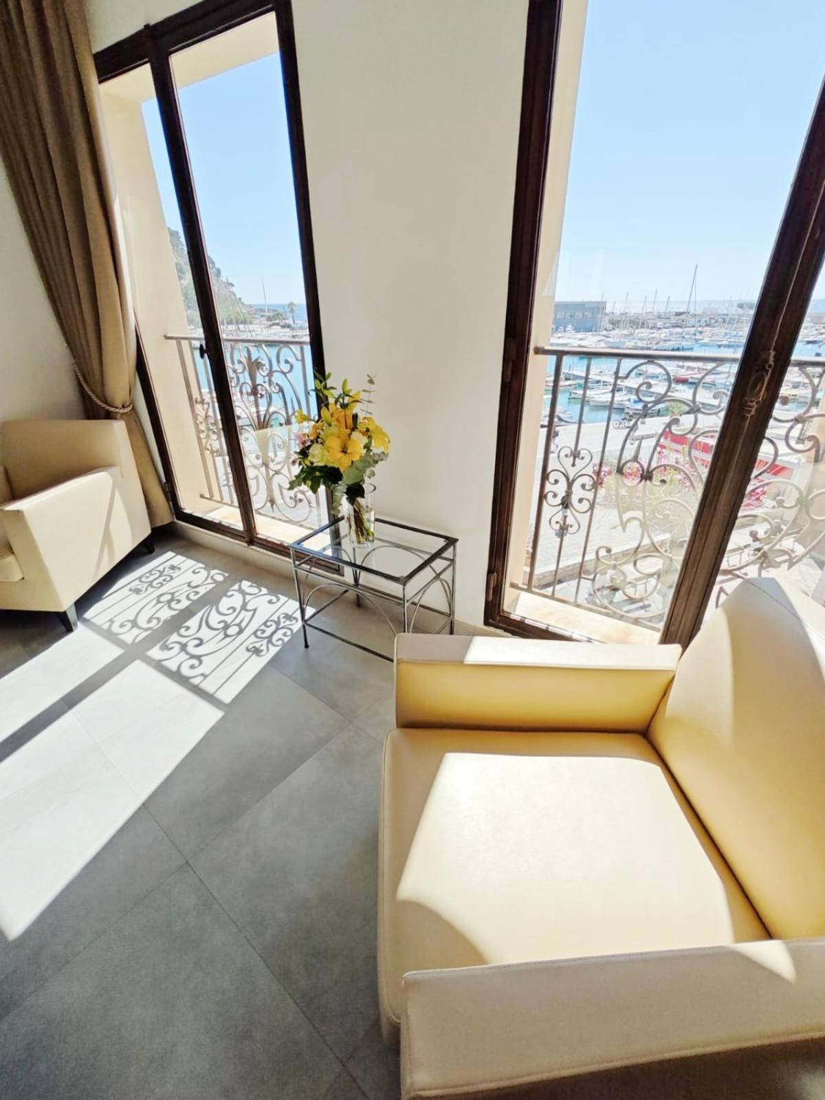 Cassis Loc - Chambre Meublee Εξωτερικό φωτογραφία